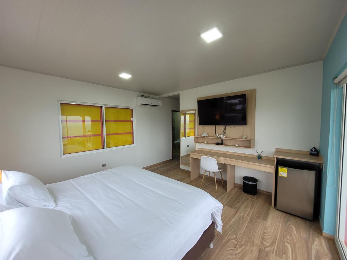 321 Surprise Beach House And Glamping Archibolds Luaran gambar