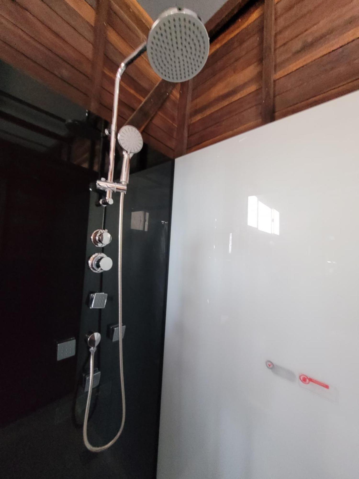 321 Surprise Beach House And Glamping Archibolds Luaran gambar
