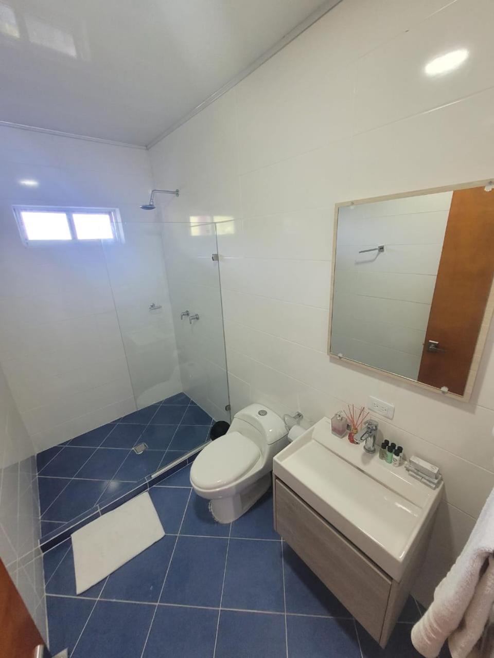 321 Surprise Beach House And Glamping Archibolds Bilik gambar